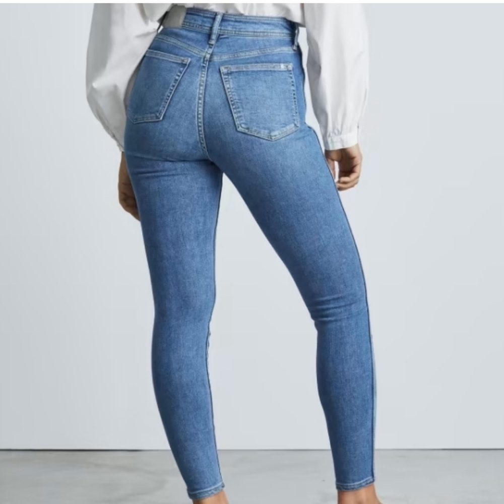 Everlane The Way High Skinny jean. Size 25 Regular - Picture 2 of 6